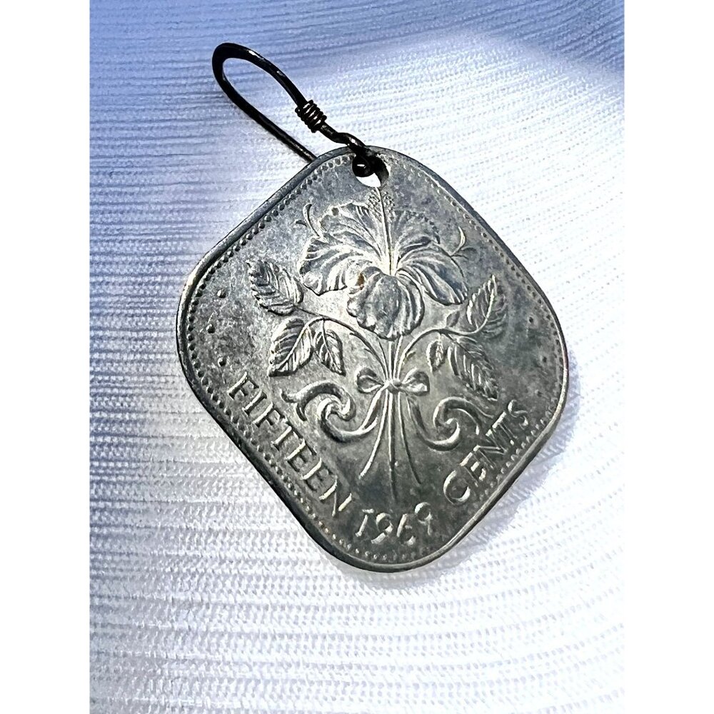 Bahamas Coin Earrings Elizabeth 11 Vintage 1969 Fifteen Cents Square Dangle - Picture 8 of 10